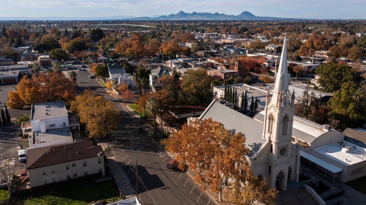 shutterstock_2255937711-1