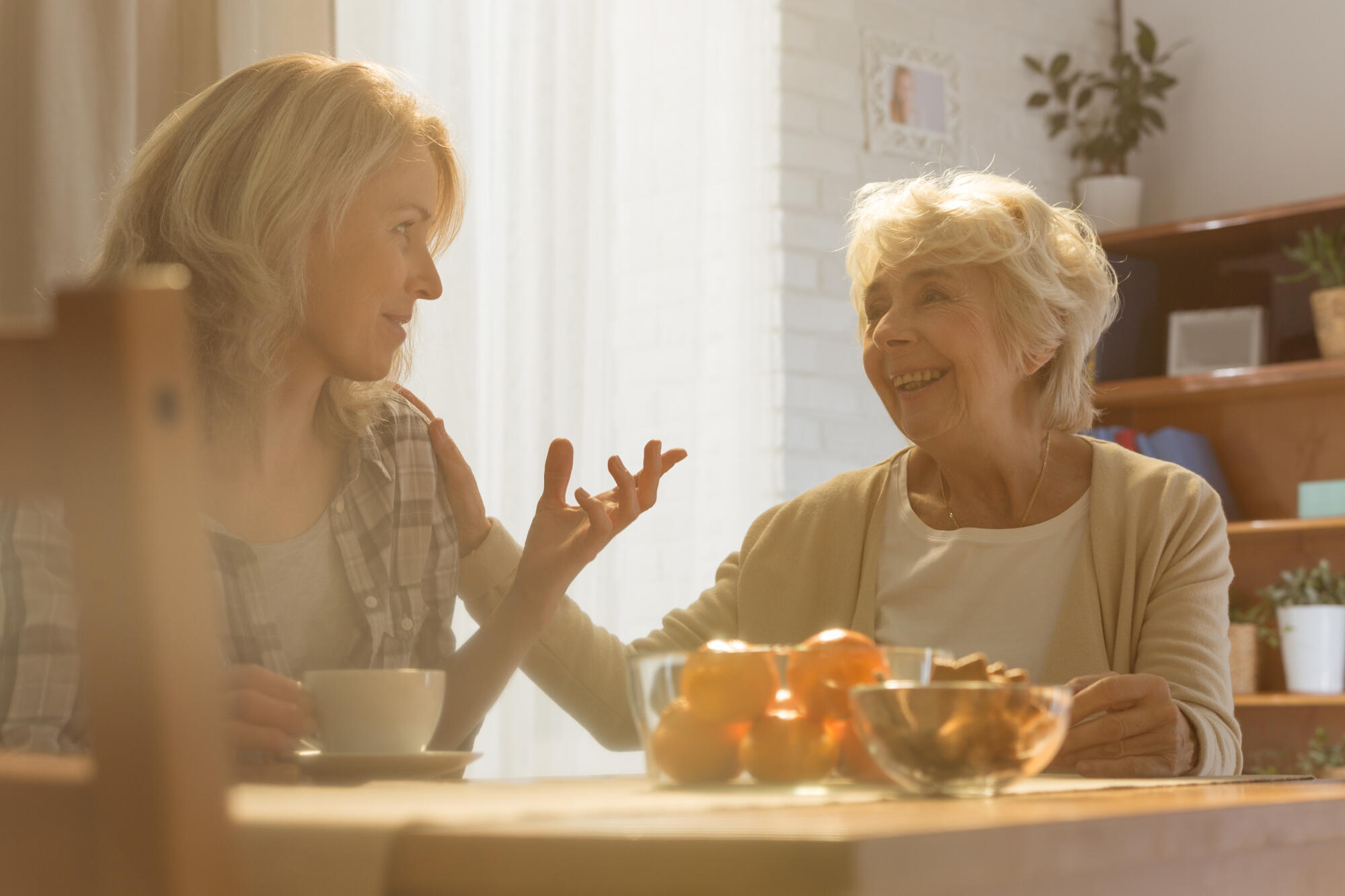 Healthy Boundaries in Relationships That Help Seniors Thrive in Community